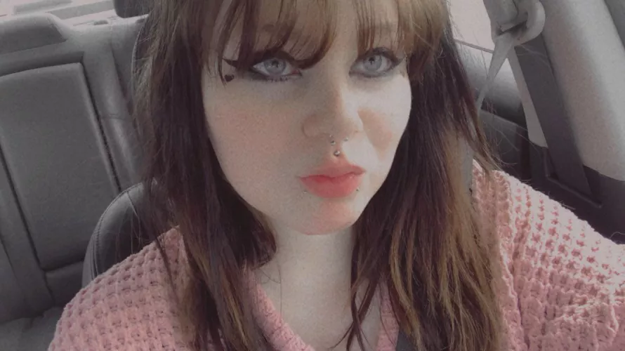 Seeking a long term relationship with a serious master 18f