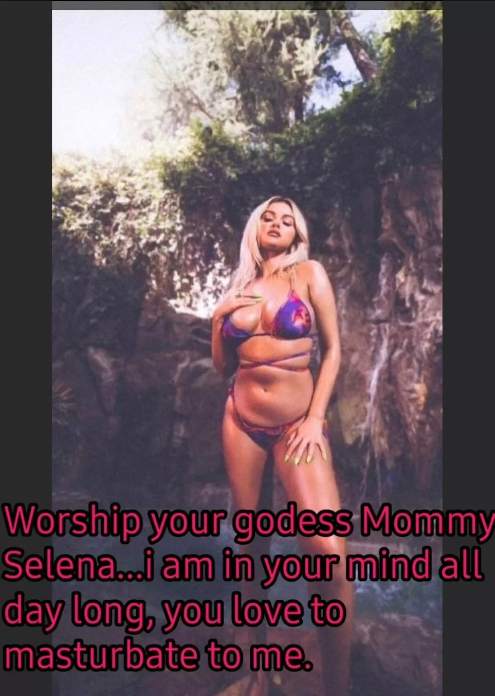 Selena Gomez is your goddesse Selena Gomez is your goddesse