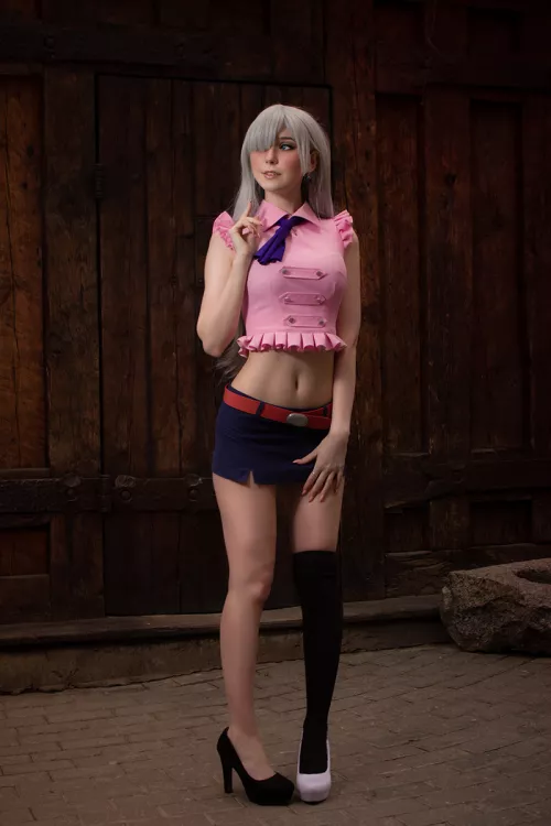 [self] Elisabeth Liones by NatsumiPon