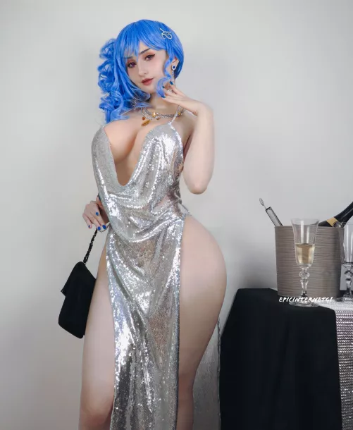 [self] St. Louis from Azur Lane cosplay by Anna~ (IG:@epicinternetgf)