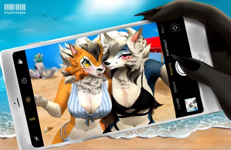 selfie at the beach uwu ( art by me @SkylerPegas)