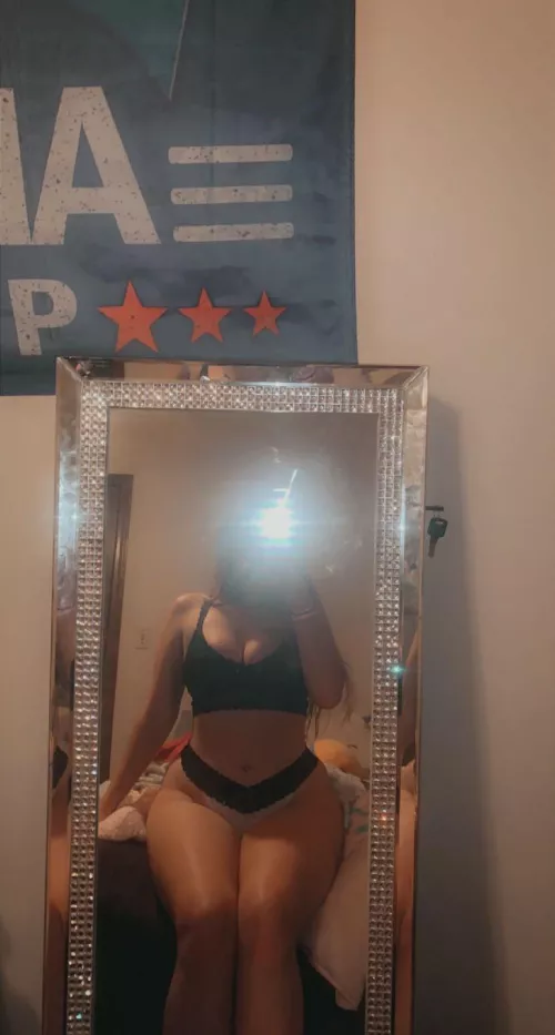 [S.ELLING] [23] [F4M] 💕PICS💕LONG TERM AND SHORT TERM GFE 💕DICK RATINGS 💕CUSTOM CONTENT💕 S.napchat-ANICOLE1374 kik- anicole1374💕