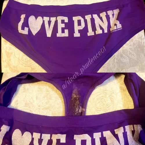 [SELLING] Delightfully stained, dirty, and ready for you VS cheeksters. 🥵 Only $40 for this extra tasty pair! ✨Vacuum sealed and discreet packaging✨ Contact & Payment Methods ⬇️