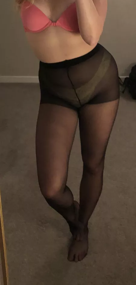 [selling] Flight Attendant pantyhose & panties worn on trips. $45! Message me ? [kik] Shannon.Stew ??