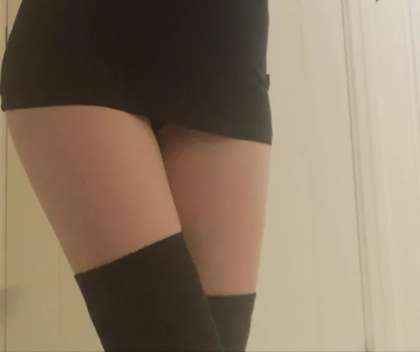 [Selling] Hiii everyone! ☺️ I am new here and I'm very excited to be part of this community. I am selling custom requested panties all year around and can be contacted either here on Reddit or via Kik: katakunaii Prices vary. I bet we can come up wi