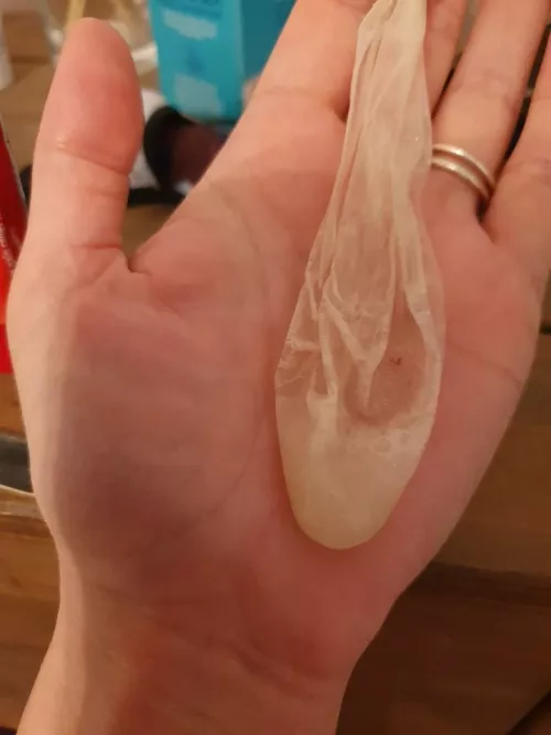 [Selling] I have a nice big order of used condoms to do this weekend so it's gonna be a fun one. Want to be next in line to get some and be on cleanup duties? Dm me to order here or on kik @indigo_37