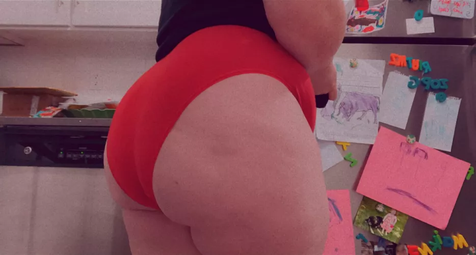 [SELLING] Looking like Loba (Apex reference) pics, vids, sexting, GFE, dropbox(3,300+ items), panties, premium, OF, etc. KlK: ctrlr / SC: bunnybabesred