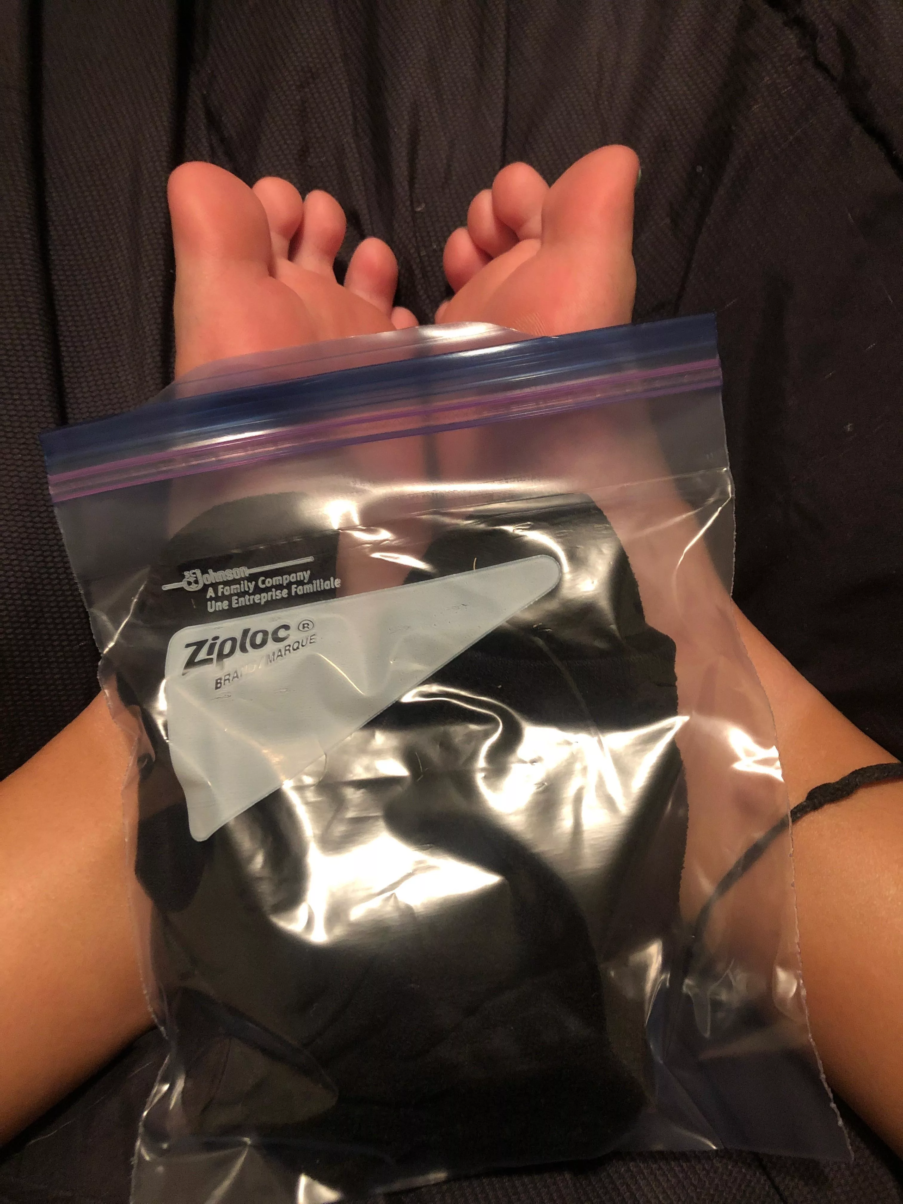 [Selling] My scent’s all sealed up💕 Who wants them🥺🤤