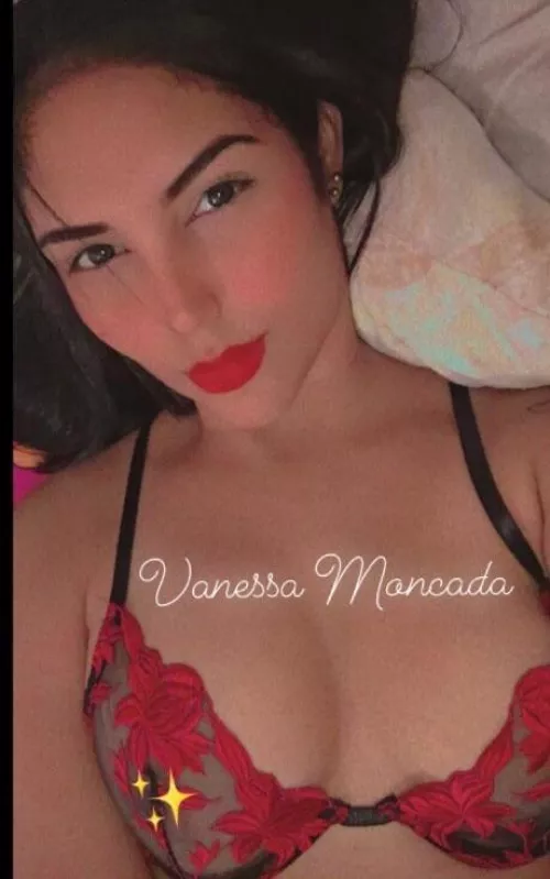 [SELLING] ✨Only for TODAY all my services in $ 20✨ SEXTING 🍑 VIDEOS 🍑 PICS 🍑 VIDEOCALL 🍑 FEMDOM 🍑 JOI 💦 CEI 💦 DICKRATES 💦 BACKMAIL | Sn4pch4t Vanessa_mon25 ✨ K1k Vane.moncada25?