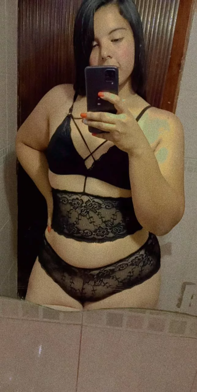 [Selling] sexting sessions, [cam] [GFE] skype sessions, photos and videos I will fulfill your fetishes kik annzerene payment required