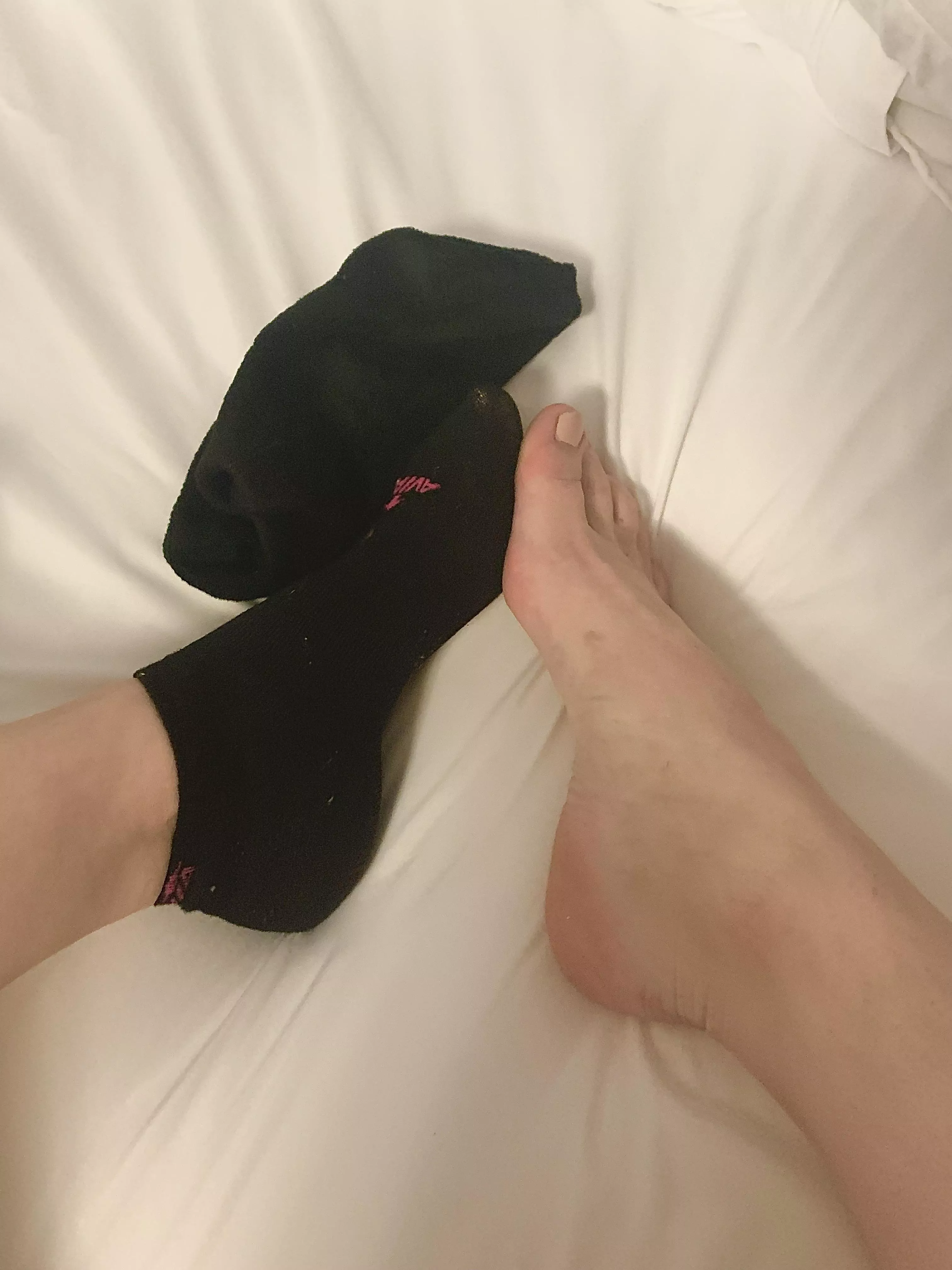 [selling] Socks or no socks? Selling custom🦶pics for 15 each! Shoot me a message❣️