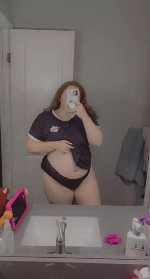 [SELLING] tummy🥰❤️ pics, vids, sexting, GFE, dropbox(3,300+ items), panties, premium, OF, etc. KlK: ctrlr / SC: bunnybabesred