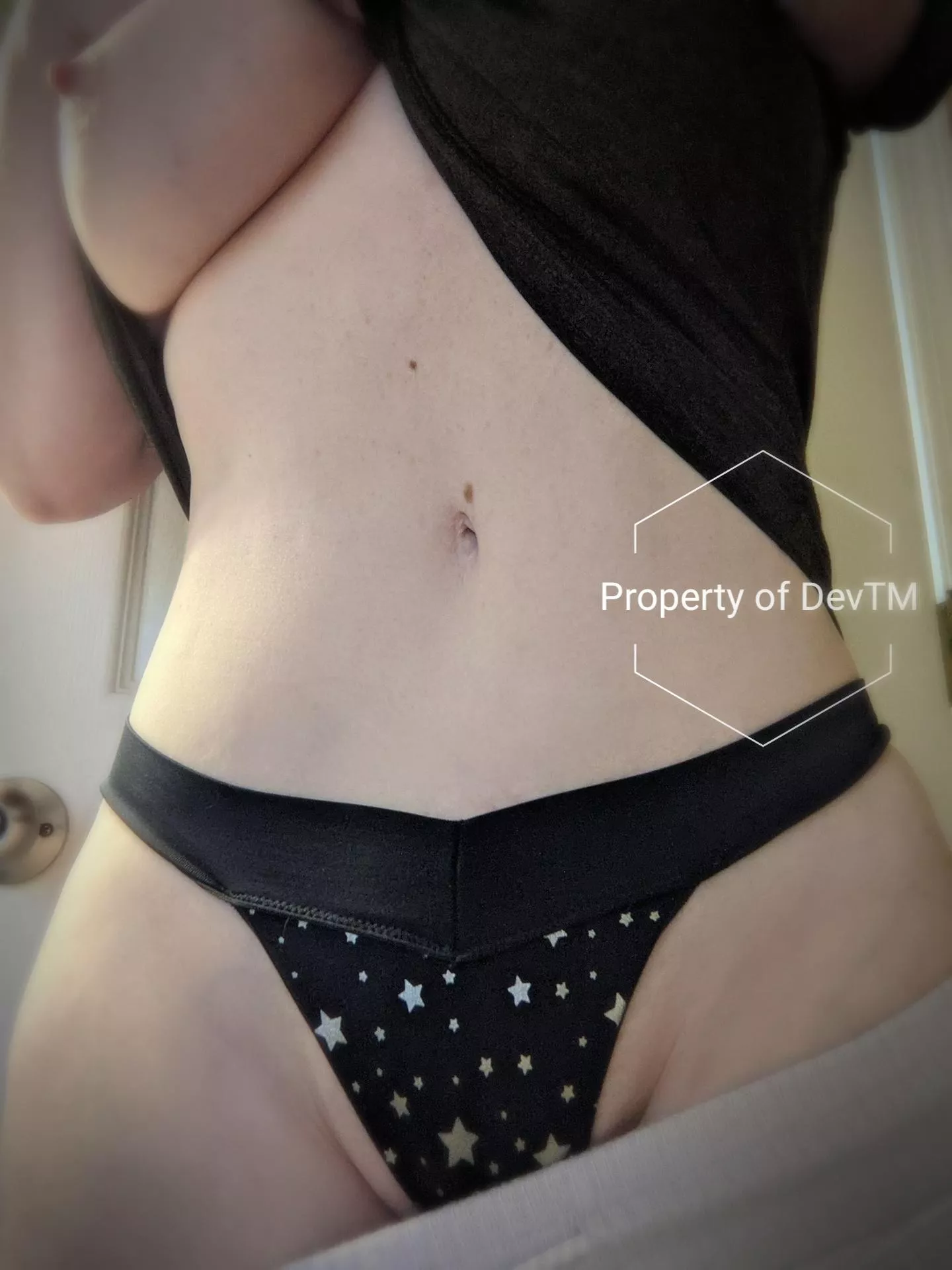 [Selling] [US] ?It's my birthday month! Orders get an extra bonus ?, along with my always free tracked shipping, vacuum seal, and other fun goodies ? This 3 day thong is $35 and ready to go! Add my socks from last week for $15 more!