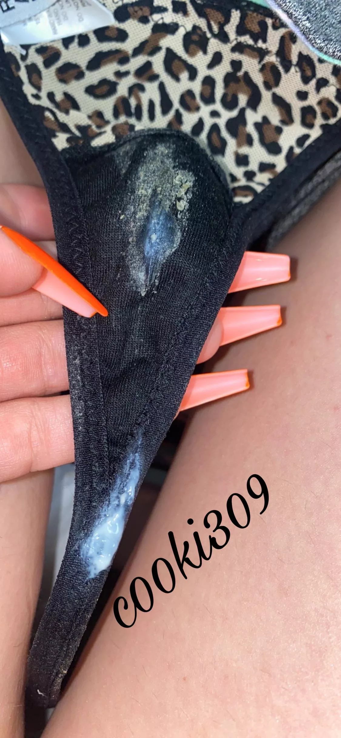 [selling] Want a fragrant pair of panties covered in cream? I have lots to choose from! Each pair comes with 24 hr wear, 5 pics, a workout, 2 orgasms, a note and free shipping!