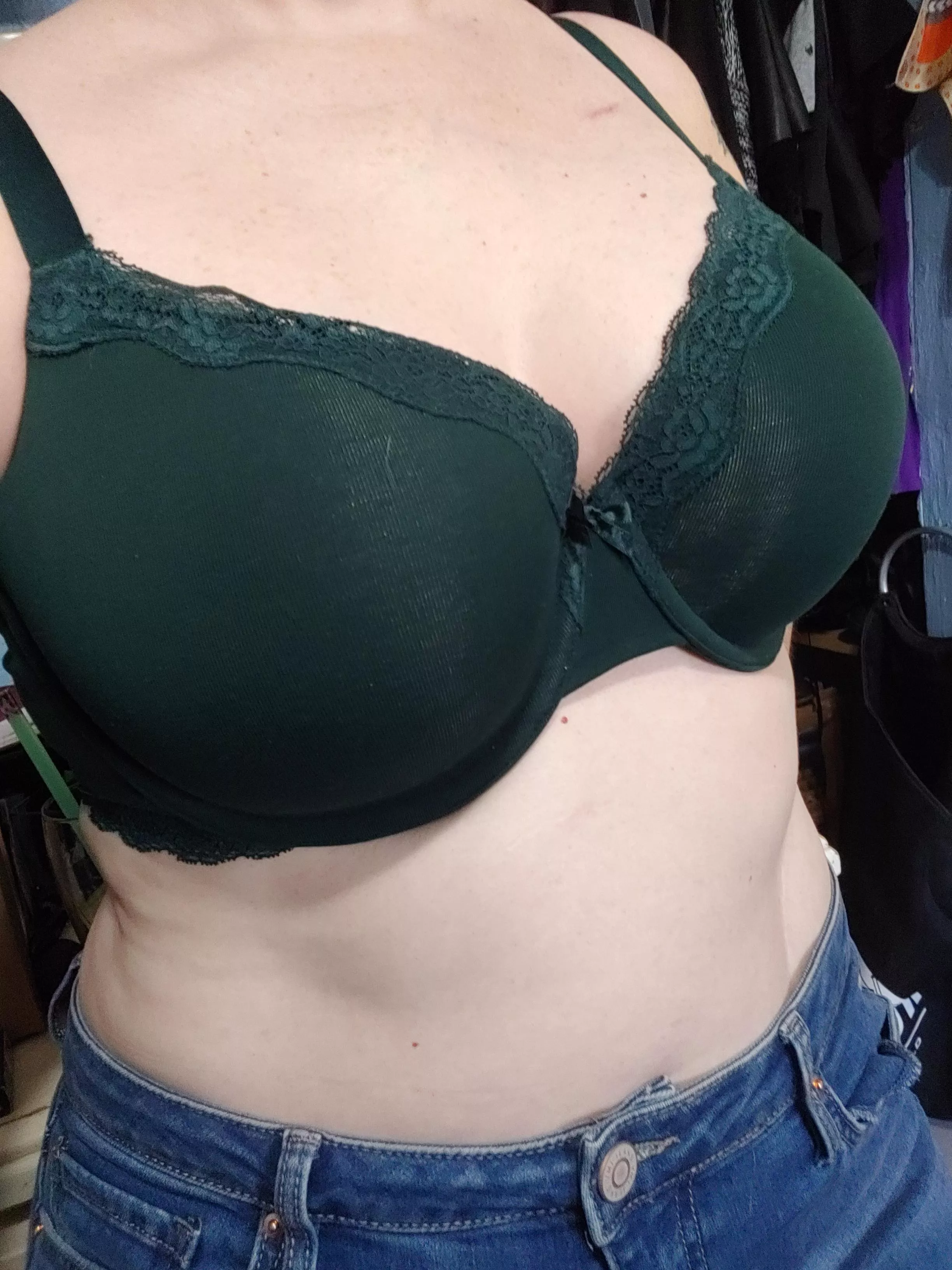 [SELLING] XL used panties, 36D-38DD used bras. 👙 All pink panties $5 off throughout February! 💕 Venmo or Cashapp preferred. 💸