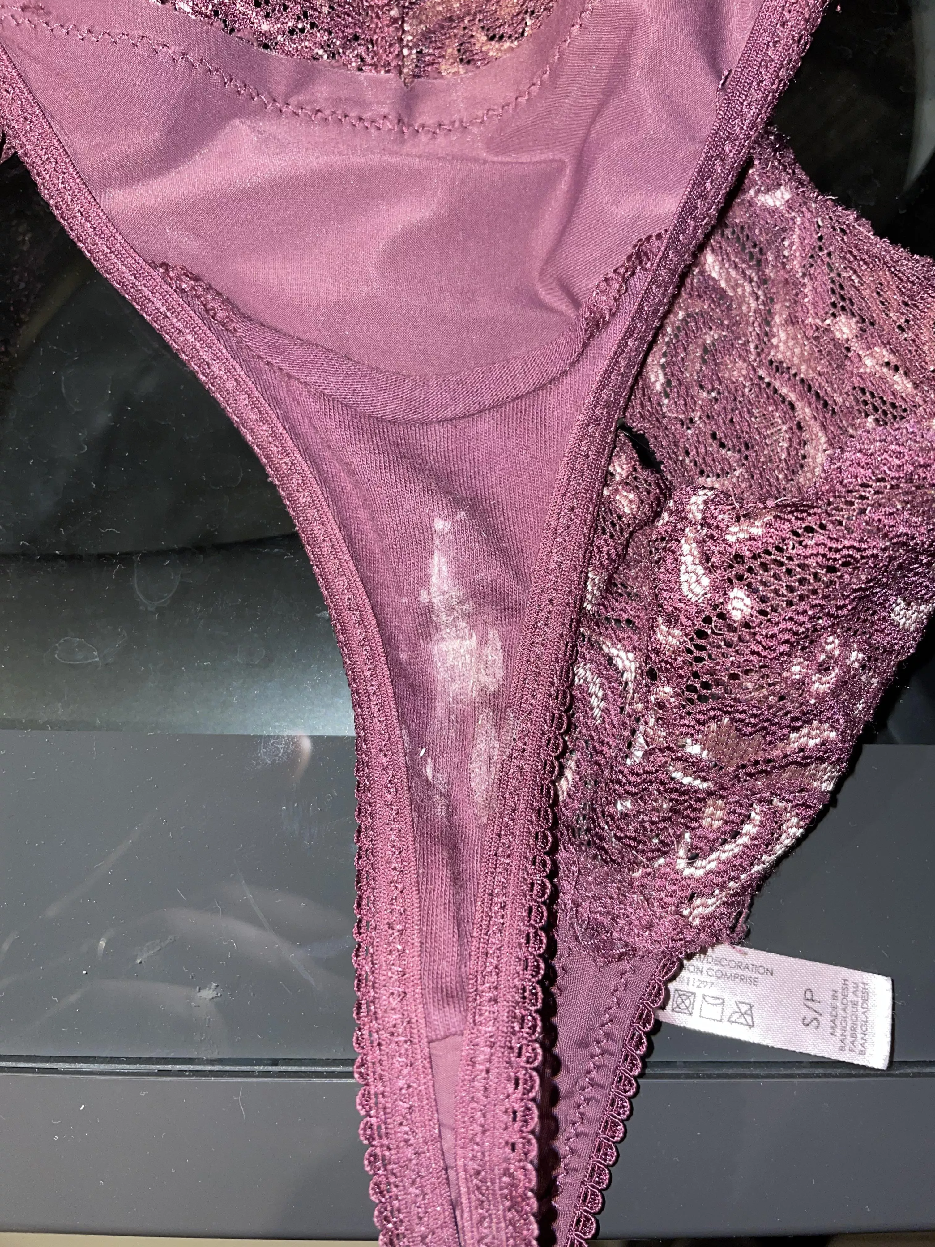 [selling][Canada] 🇨🇦 amazing panties for sale ❤️📷pics & 📹vids ❤️😍💦 34 young nurse milf ❤️ PM for info 😘