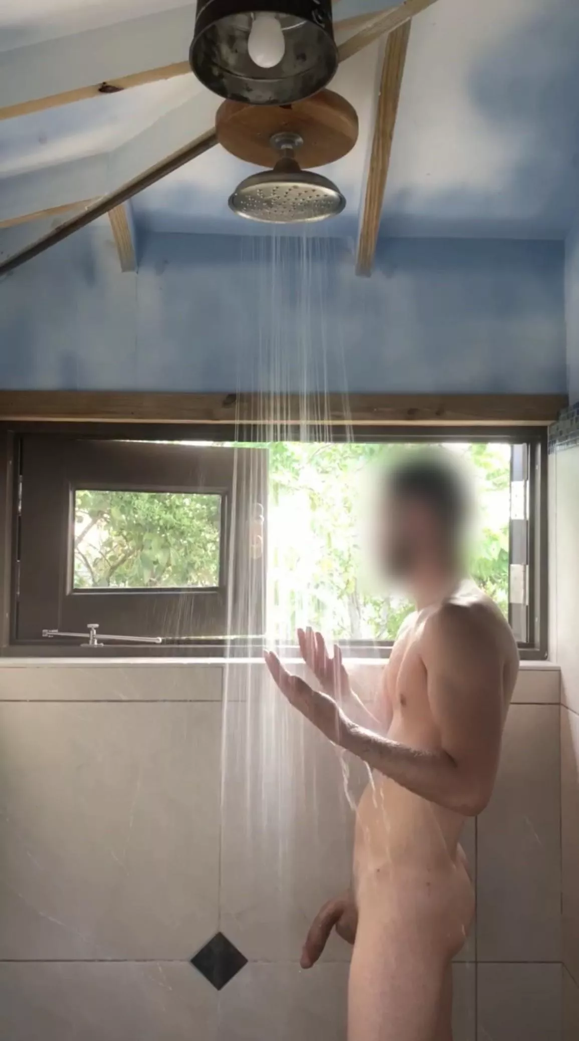 Semi Outdoor shower experience 🌲🌴🌊👀