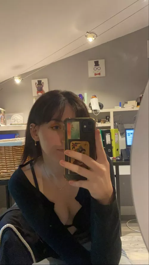 Send a tribute of my gf to her snap: senna_cheeks thank you to those who did it last time!