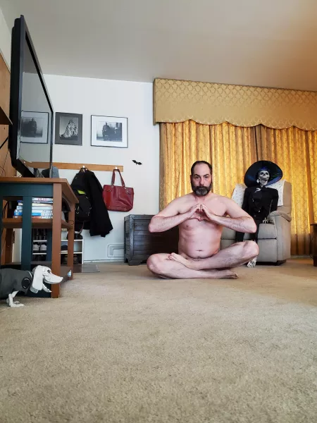 Sending love out to u/M_asin_Manci and all of you naked yoga enthusiasts from me in easy pose on this Sunday morning...easy like Sunday morning...join in if you'd like to, the more the merrier! Namaste ππππ