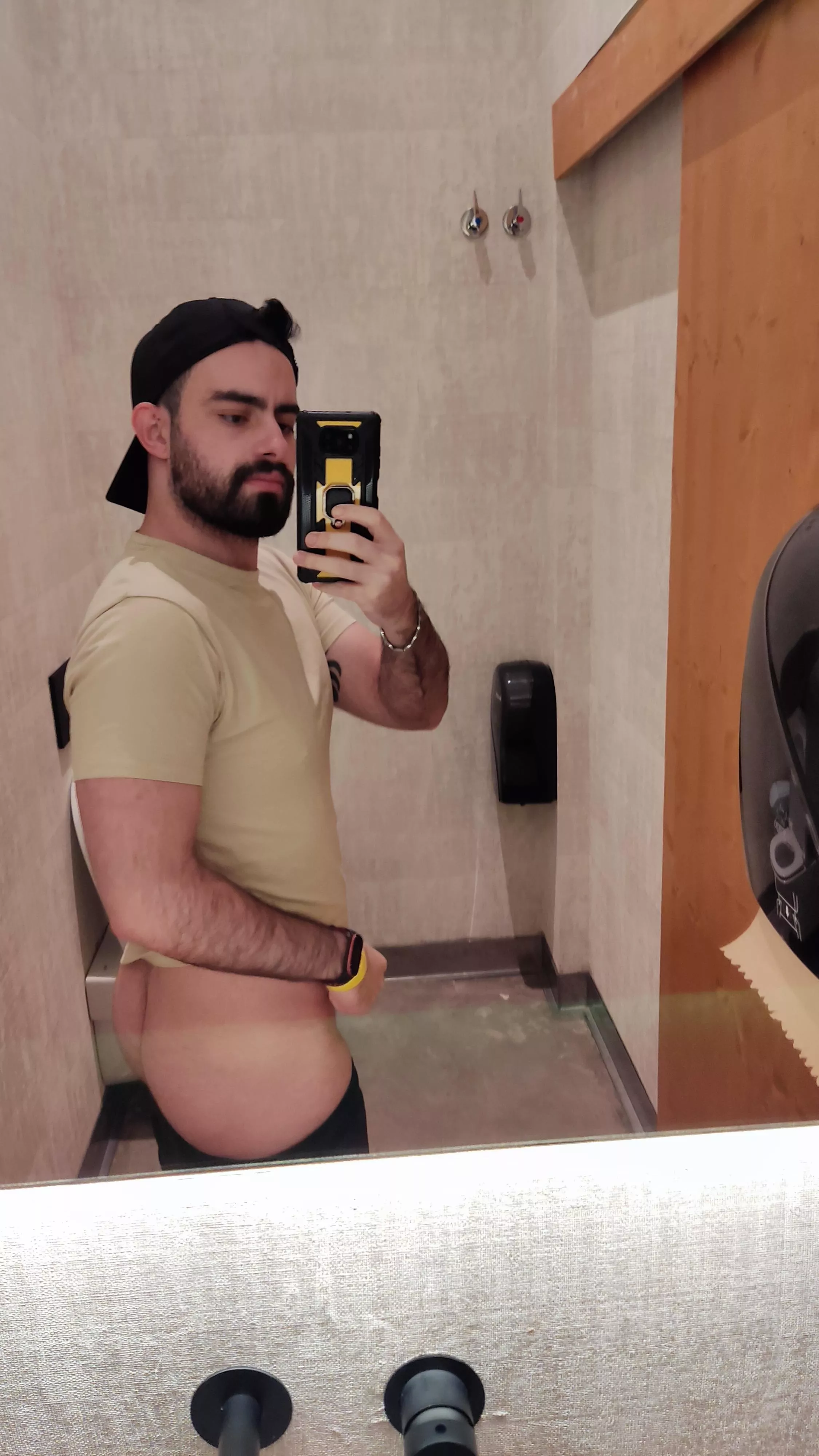 Serving some ass after breakfast