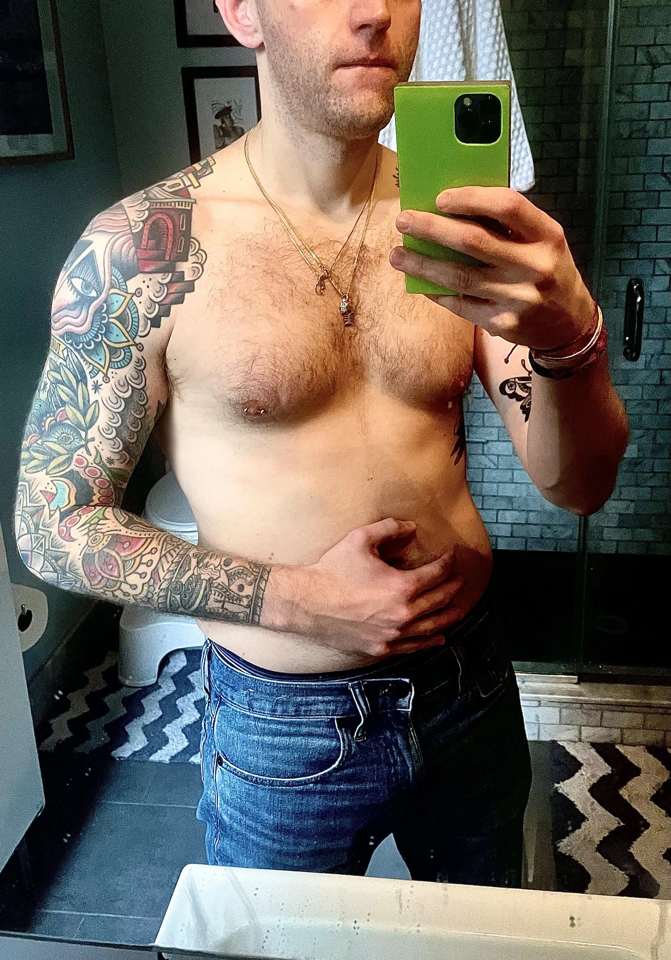 Serving up an ALTernative to OF fuckboi content (see what I did there? 😎)