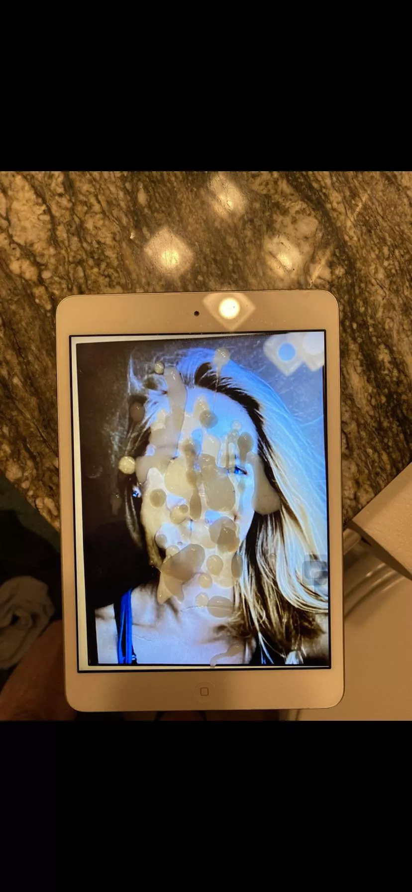 Several days worth of cum on Blondie. Several days worth of cum on Blondie.