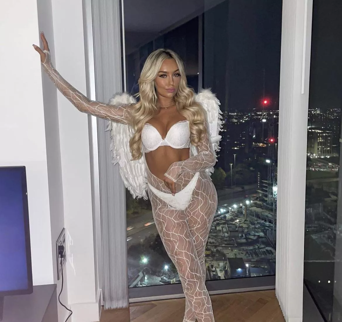 Sexy angel Sexy angel