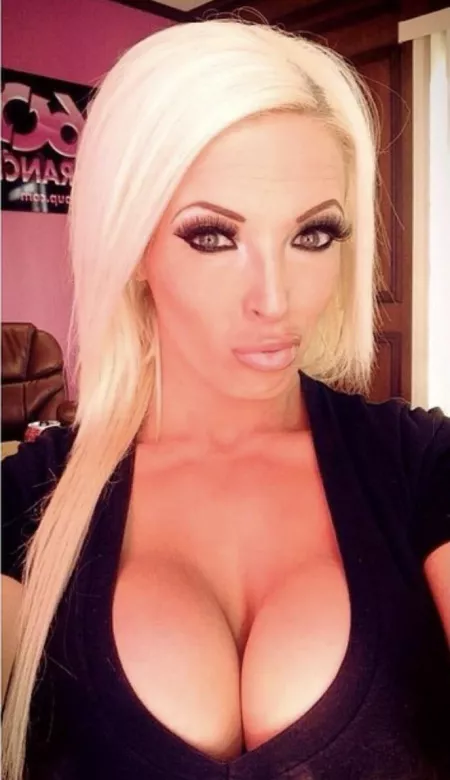 Sexy Blonde๐คค๐ Sexy Blonde๐คค๐