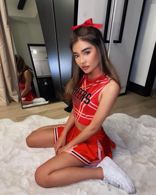 sexy cheerleader