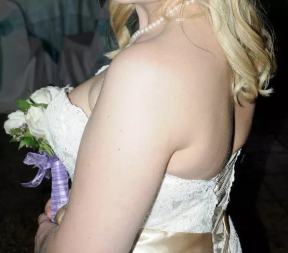 Sexy hotwife