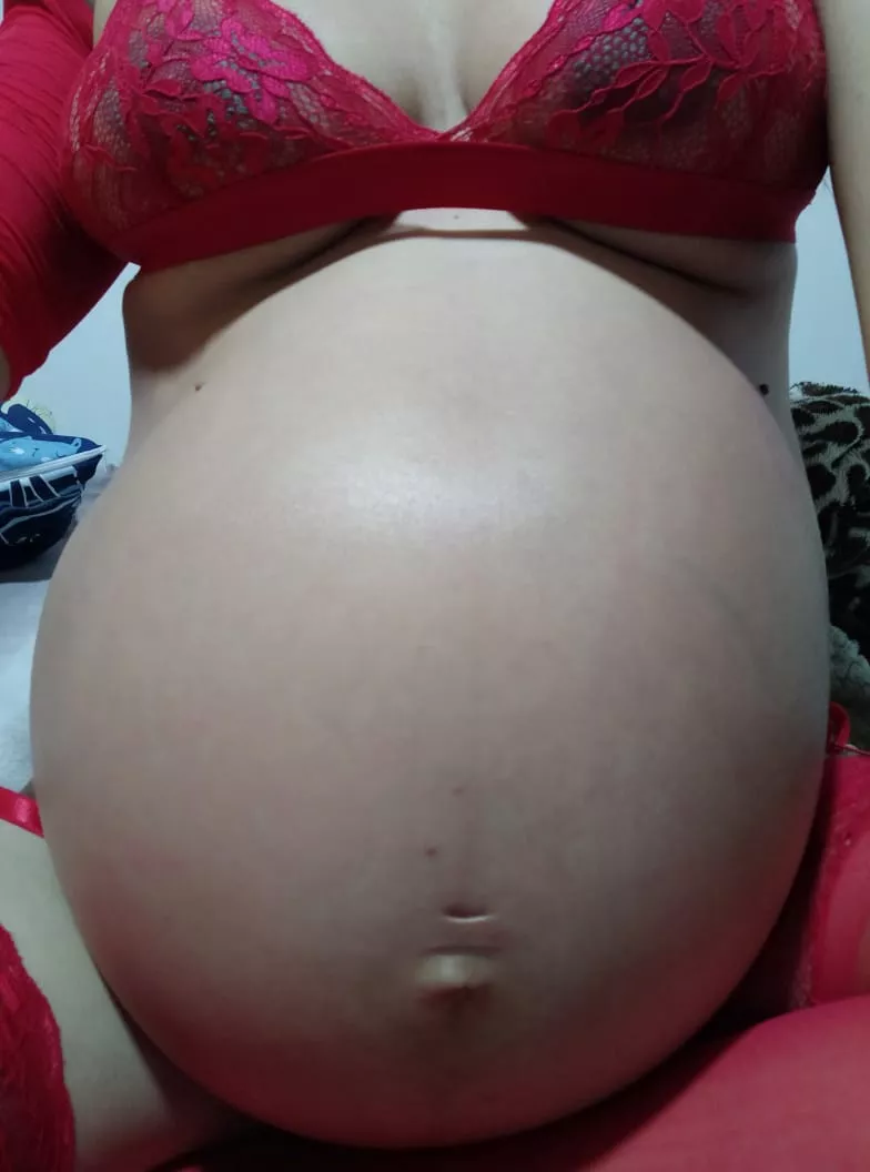 Sexy Latin girl looking for a daddy to help me with my pregnancy 😈🔥💦🔥😈🔥🤤