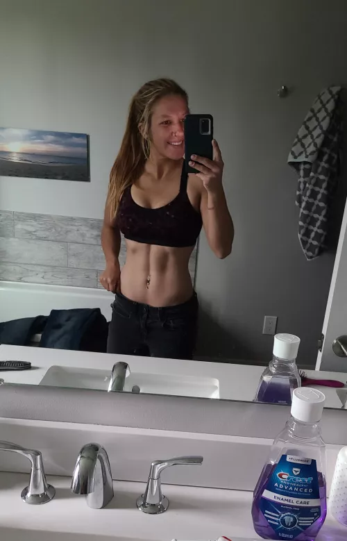 Sexy tummy Saturday? π