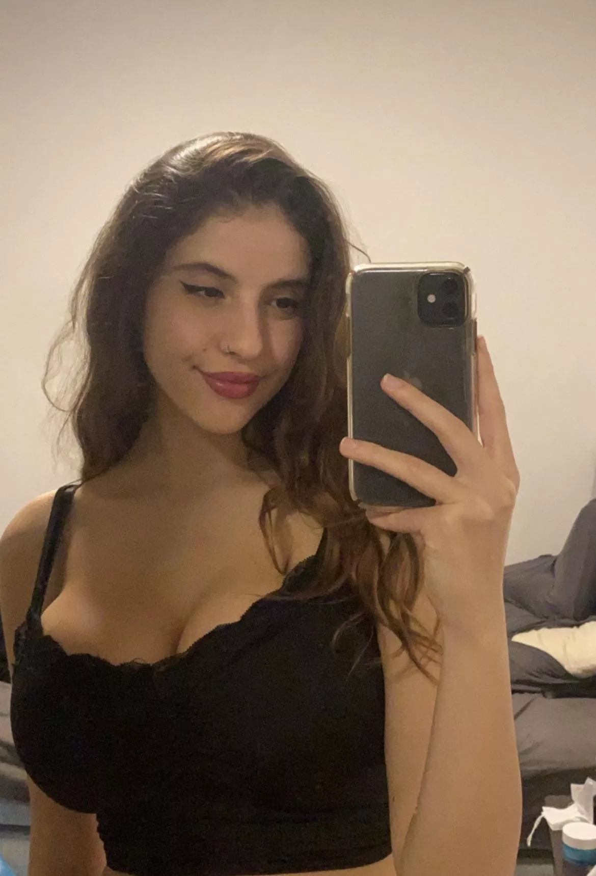Sexy Yuval selfie