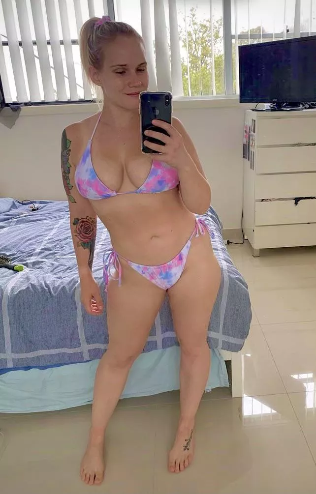 Shazza McKenzie Shazza McKenzie