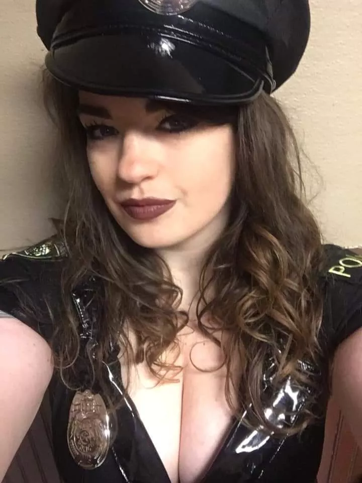 She can arrest me anytime She can arrest me anytime