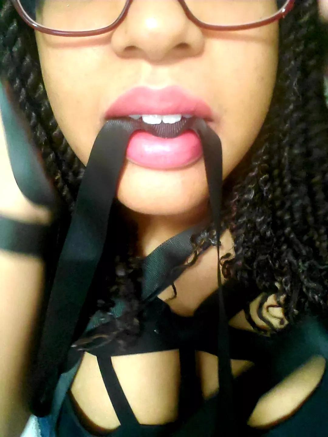 She comes with a ribbon