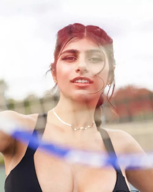 She does not need to be naked to be sexy