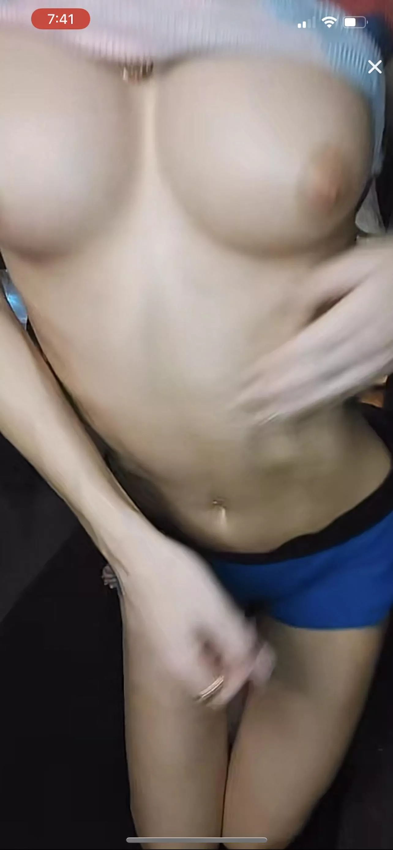 She gave us a decent show. 👀