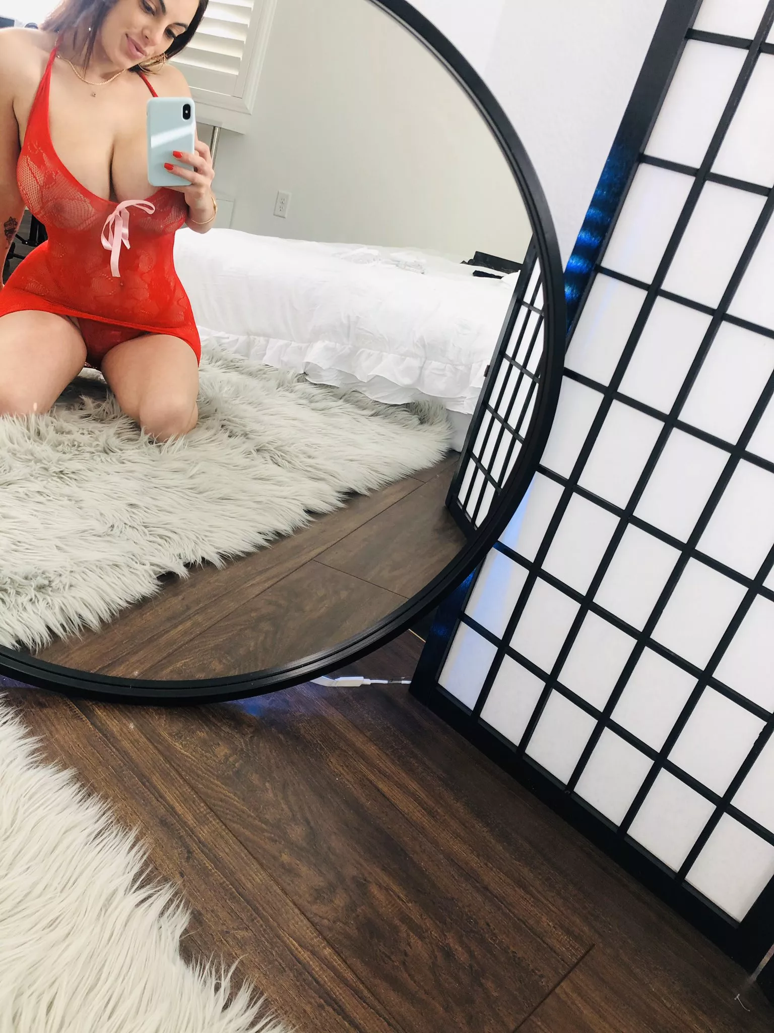 She is so hot🔥🔥🔥 She is so hot🔥🔥🔥
