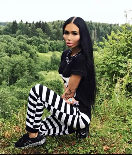 She is so hot and fake