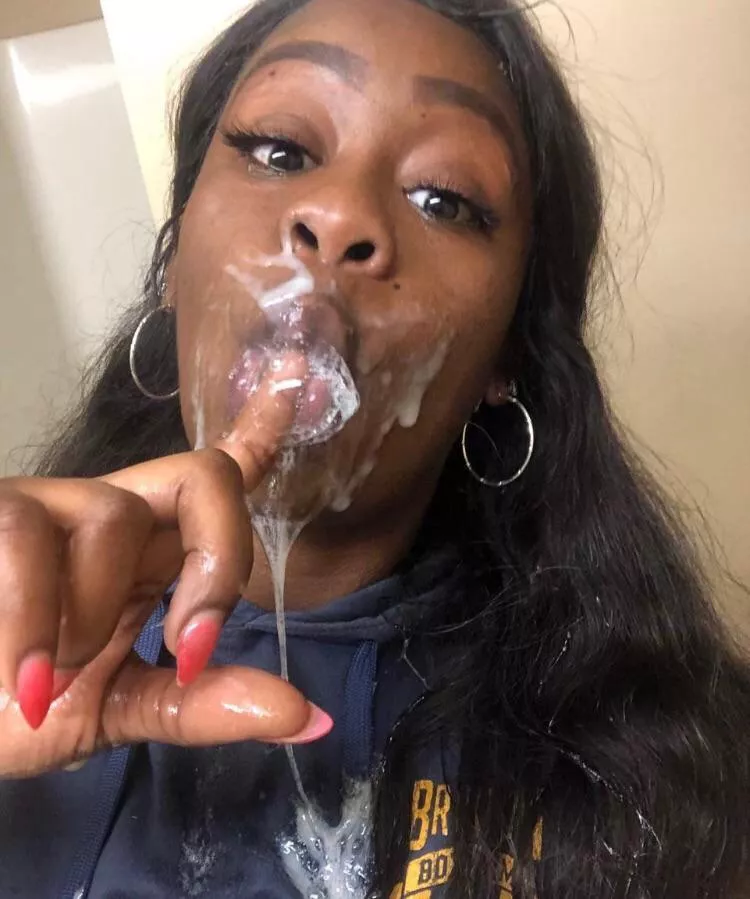 She loving that nut 😈