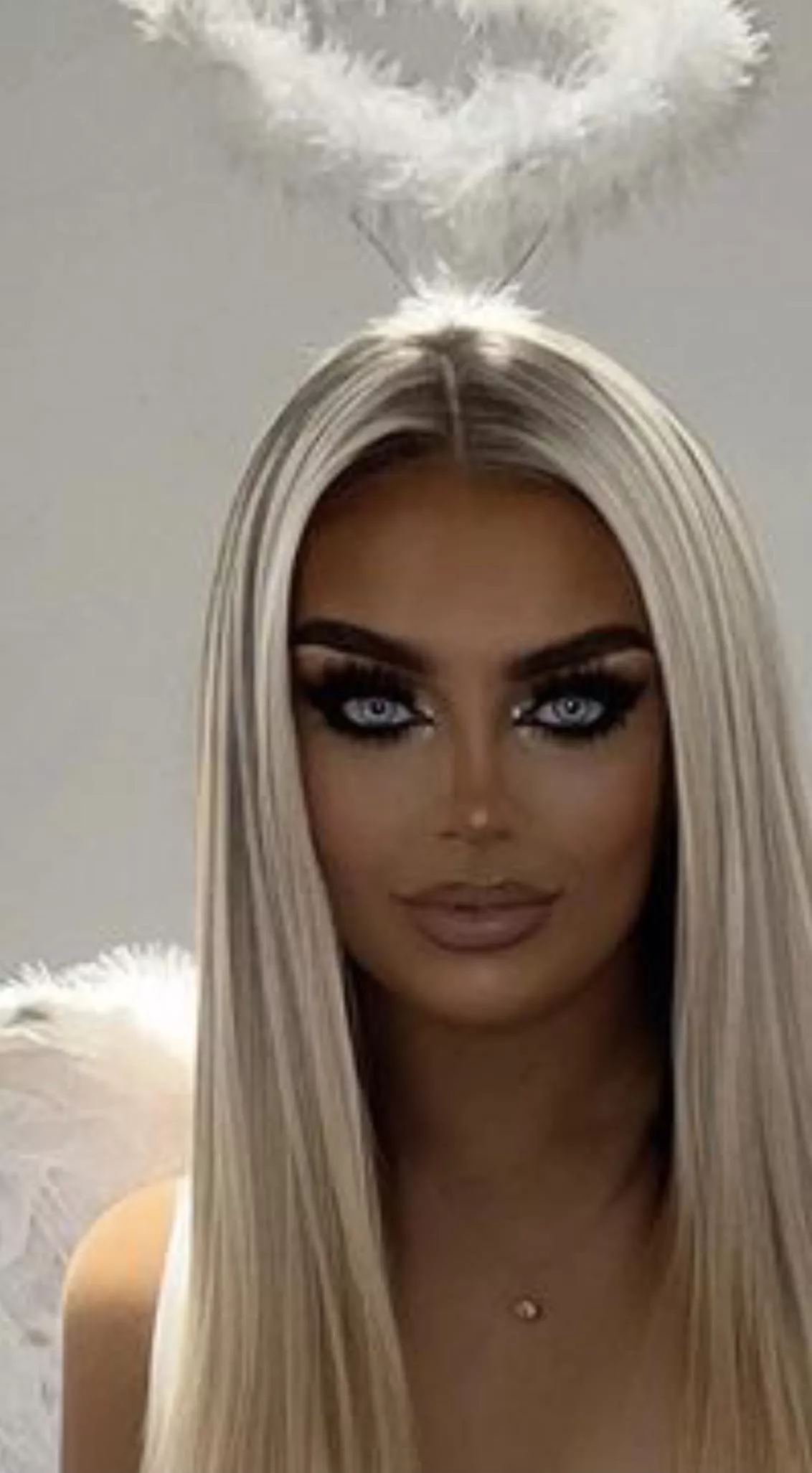 She saw your dick how would you feel? She saw your dick how would you feel?