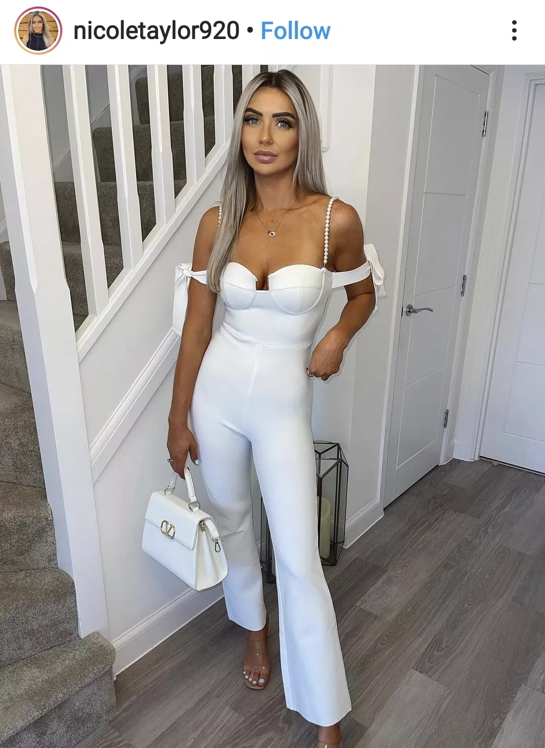 Shes a bit classy Shes a bit classy