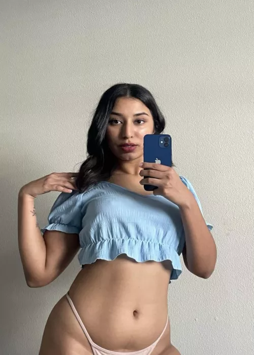 Sheβs a fine thick one