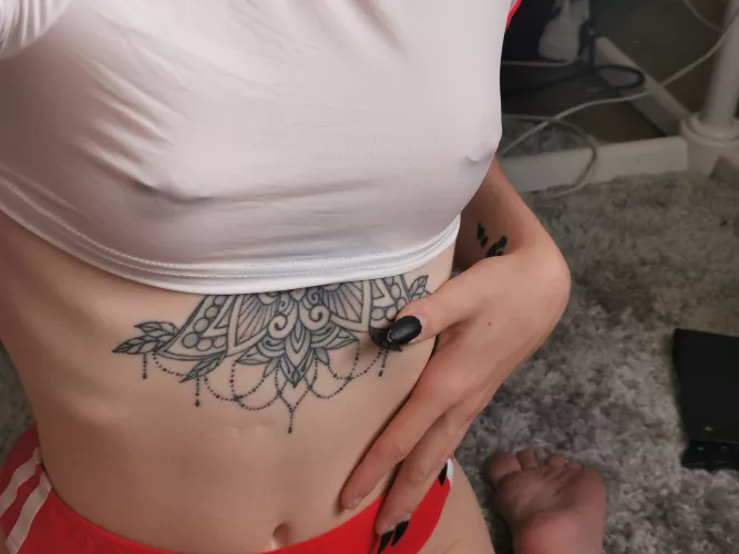 she's a runner, she's a track star