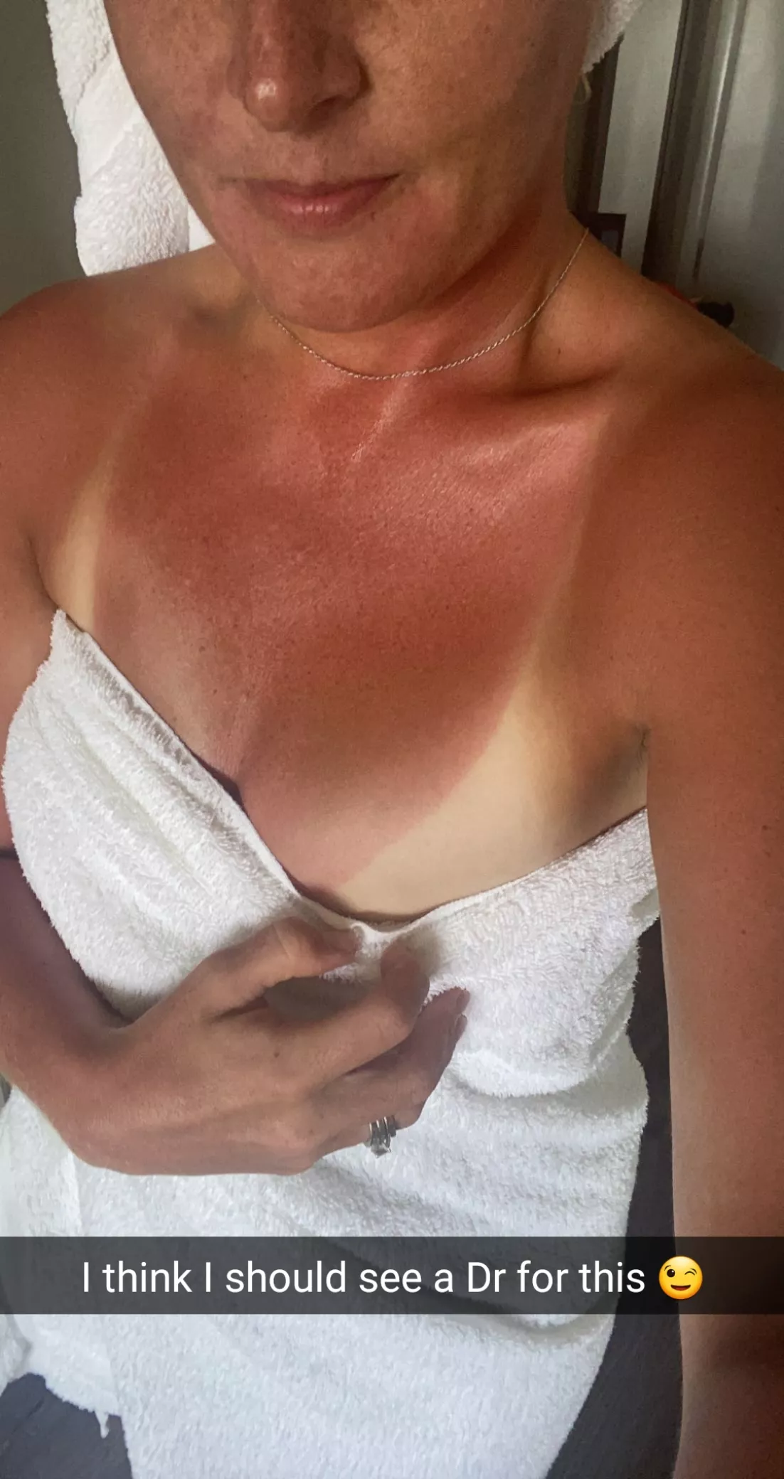 She's married to a teacher, not a dr 😂