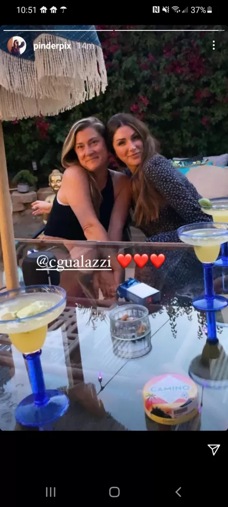 She's smoking again :( She's smoking again :(