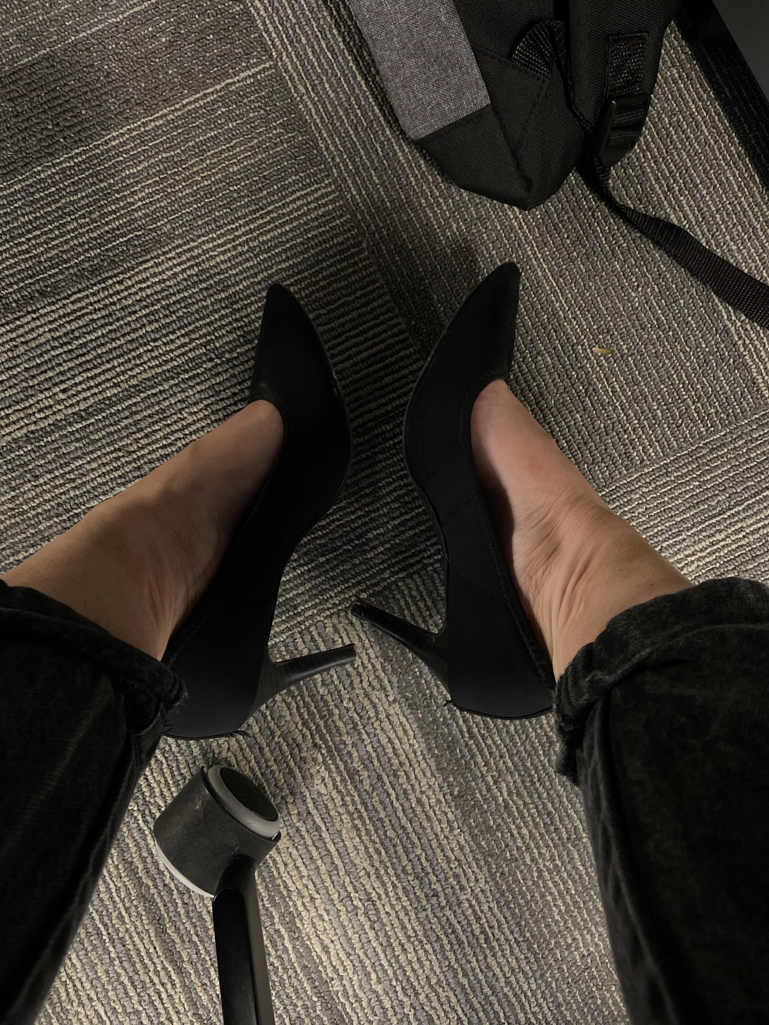 Shhhhh🤫 I’m at work, come play with me under the desk