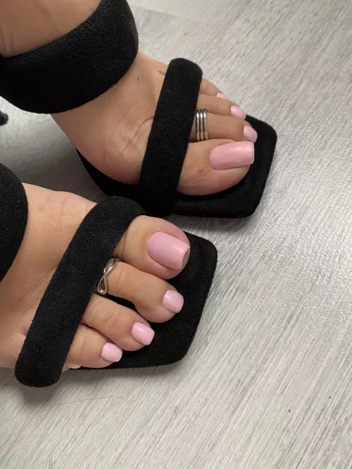Shiny pink 🥰😜 Shiny pink 🥰😜