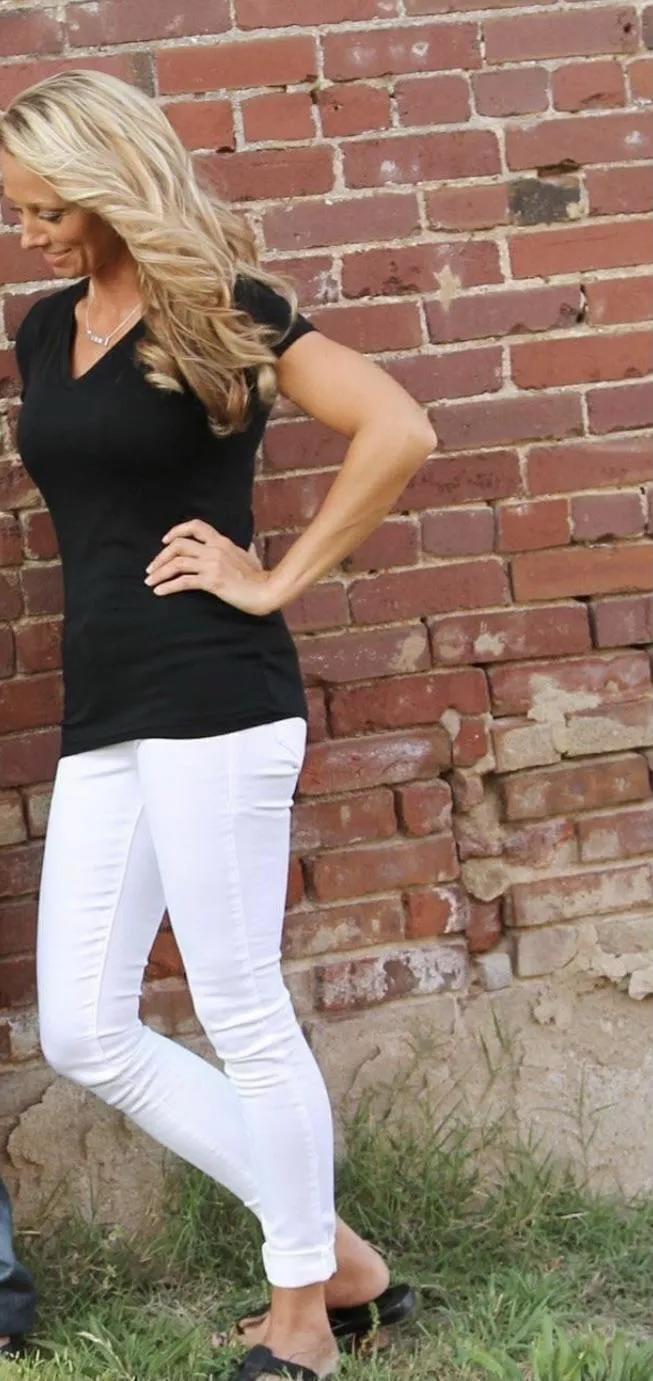 Shocked you like her this much. I can’t even keep up with the chats, here she is before preggo. Would you smash my wife still?? Shocked you like her this much. I can’t even keep up with the chats, here she is before preggo. Would you smash my wife still??